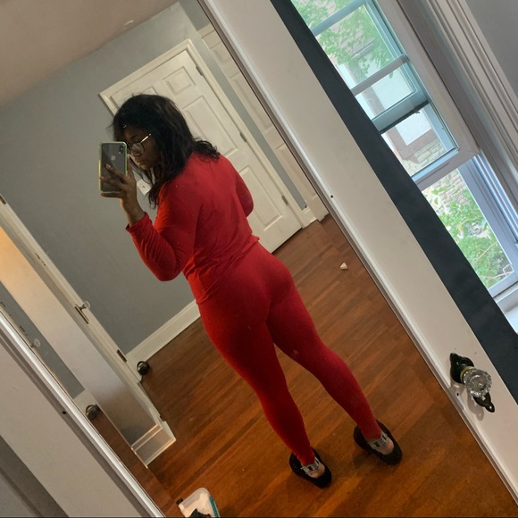 ❤️‍🔥 RED MATCHING SET 🍎 - Picture 3 of 4